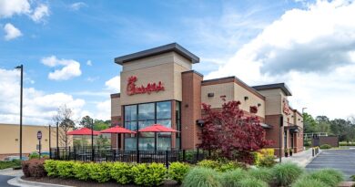 Chick-fil-A restaurants opening in Bradenton, Tampa hire 160 staff